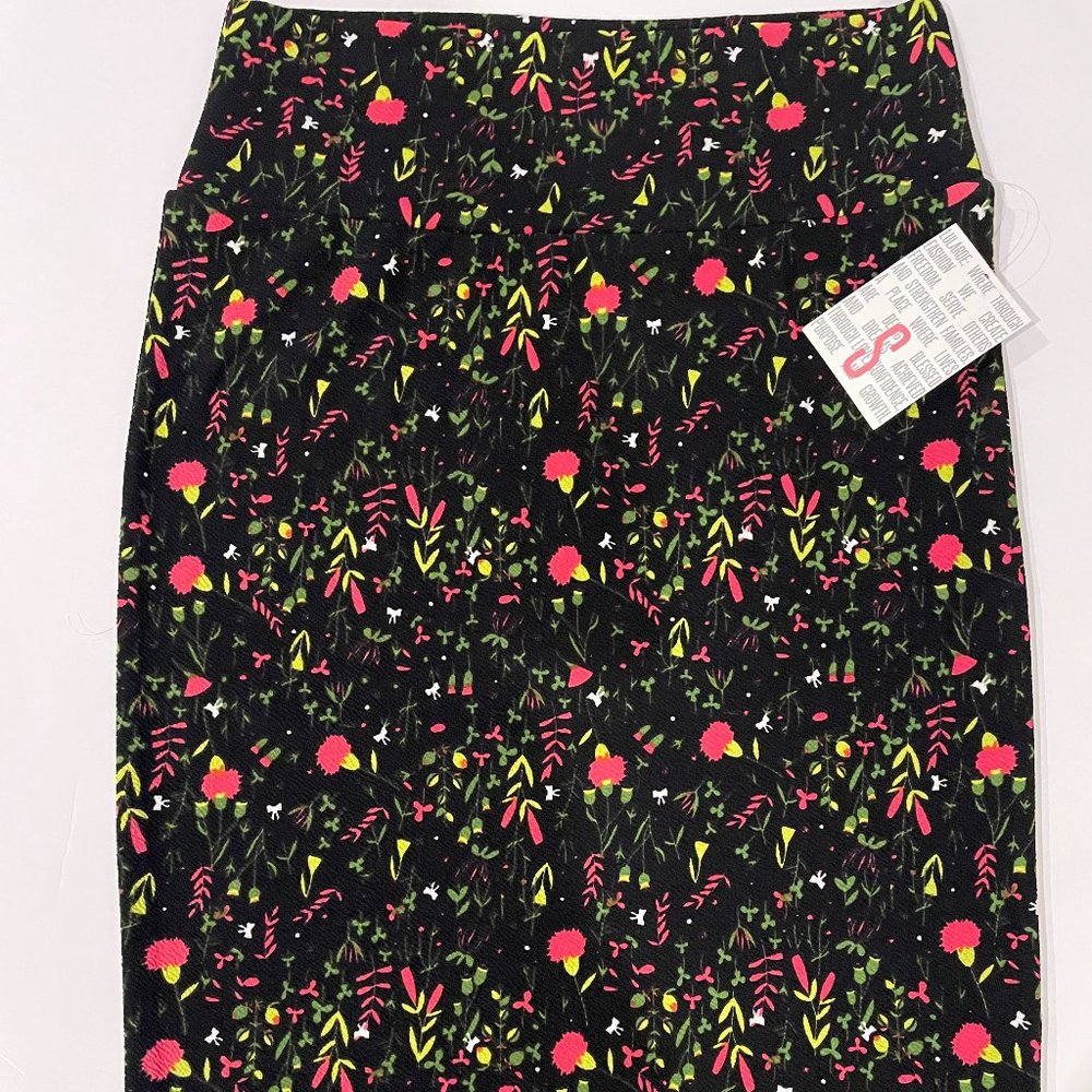 Small LuLaRoe Cassie